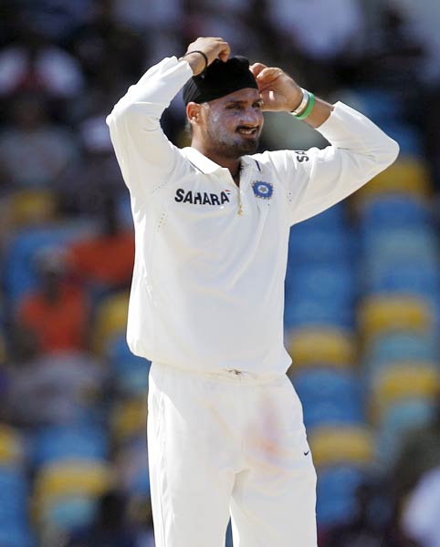 ईशांत-प्रवीण में दिलाई भारत को जल्‍द सफलता...