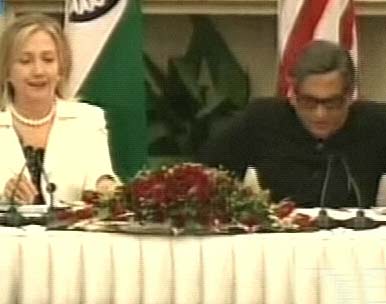 देखें क्‍या कहा हिलेरी क्लिंटन ने...