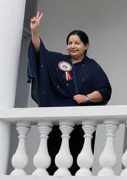 30 जुलाई 2011: तस्‍वीरों में देखें दिनभर की बड़ी खबरें | पढ़ें