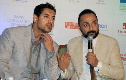 बीते सप्‍ताह बॉलीवुड की हलचल | स्विमसूट में जलपरियां