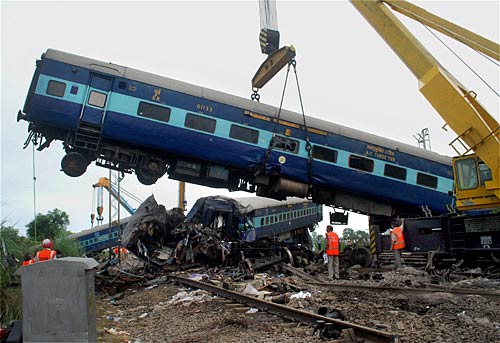 देखें कैसे कालका मेल बनी मौत एक्‍सप्रेस |  वीडियो देखें