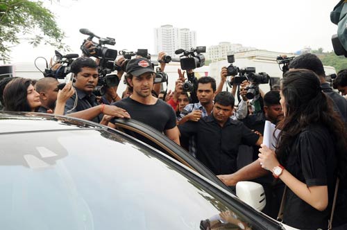 कैटरीना का बाइकर अंदाज | कैटरीना की अदाएं