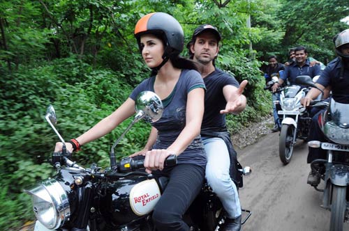 कैटरीना का बाइकर अंदाज | कैटरीना की अदाएं