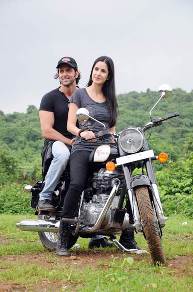 कैटरीना का बाइकर अंदाज | कैटरीना की अदाएं