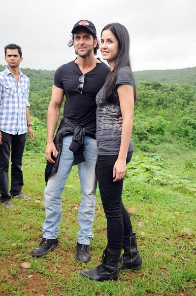 कैटरीना का बाइकर अंदाज | कैटरीना की अदाएं