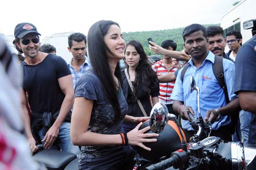 कैटरीना का बाइकर अंदाज | कैटरीना की अदाएं