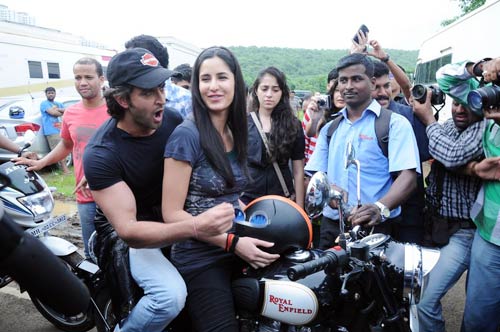 कैटरीना का बाइकर अंदाज | कैटरीना की अदाएं