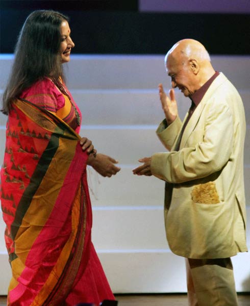 बीते सप्‍ताह बॉलीवुड की हलचल | स्विमसूट में जलपरियां