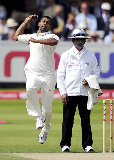 लार्ड्स टेस्टः चौथे दिन इंग्लैंड के प्रायर चमके