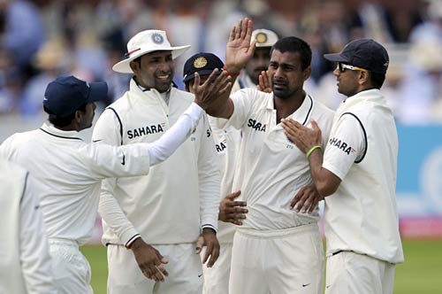 लार्ड्स टेस्टः चौथे दिन इंग्लैंड के प्रायर चमके