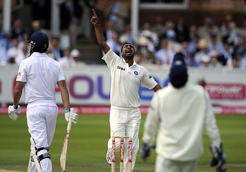 लार्ड्स टेस्टः चौथे दिन इंग्लैंड के प्रायर चमके