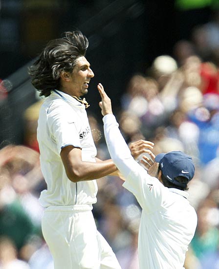 लार्ड्स टेस्टः चौथे दिन इंग्लैंड के प्रायर चमके