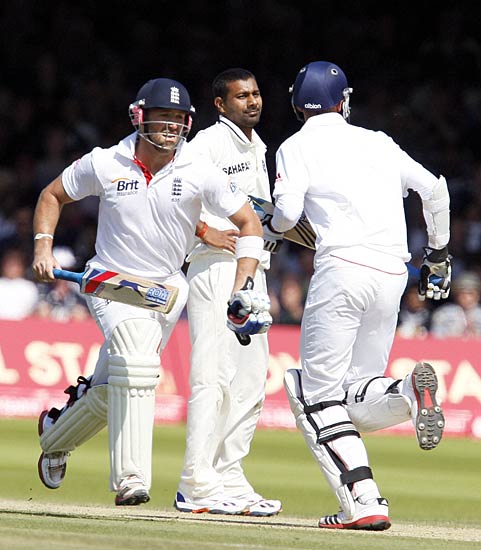 लार्ड्स टेस्टः चौथे दिन इंग्लैंड के प्रायर चमके