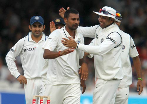 लार्डस टेस्‍ट, दूसरा दिन: पीटरसन का दोहरा शतक