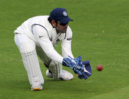 लार्डस टेस्‍ट, दूसरा दिन: पीटरसन का दोहरा शतक