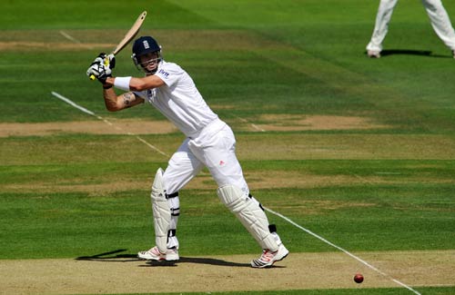 लार्डस टेस्‍ट, दूसरा दिन: पीटरसन का दोहरा शतक