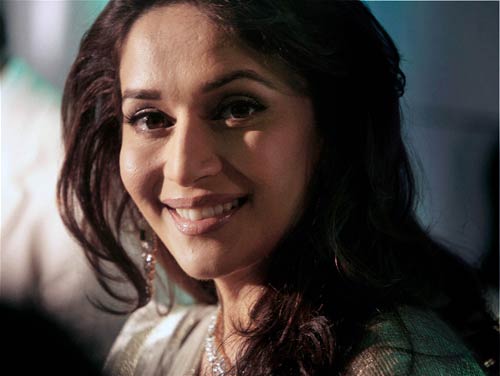 बीते सप्‍ताह बॉलीवुड की हलचल | स्विमसूट में जलपरियां