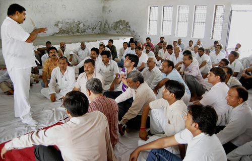 31 जुलाई 2011: तस्‍वीरों में देखें दिनभर की बड़ी खबरें  | पढ़ें