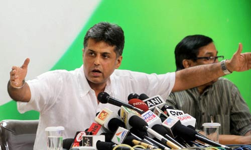 18 जुलाई 2011: तस्‍वीरों में दिनभर की बड़ी खबरें  | पढ़ें