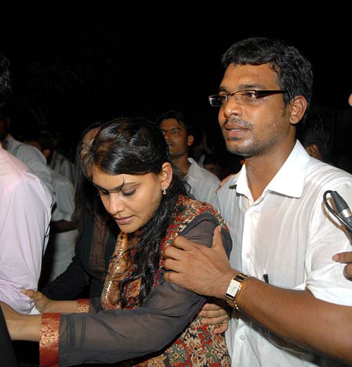 मारिया की प्रेस कांफ्रेस में जमकर हुआ हंगामा...