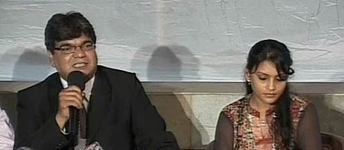 मारिया की प्रेस कांफ्रेस में जमकर हुआ हंगामा...