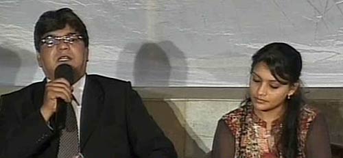 मारिया की प्रेस कांफ्रेस में जमकर हुआ हंगामा...