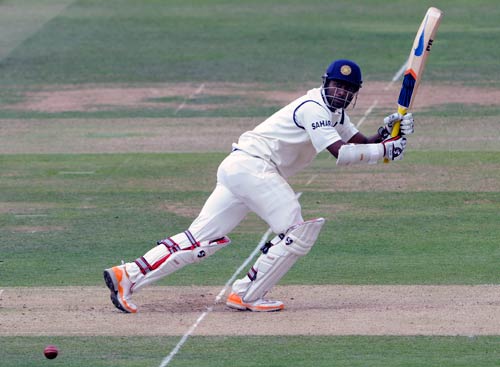 लार्ड्स टेस्‍ट, तीसरा दिन: राहुल द्रविड़ ने लगाया शतक