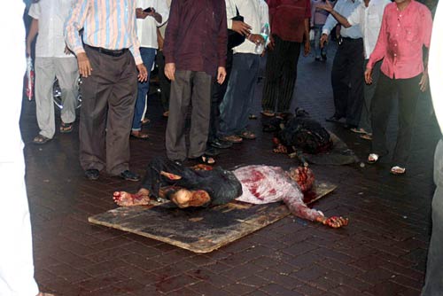 देखें विस्‍फोट के बाद मुंबई का क्या है हाल |  मुंबई ब्‍लास्‍ट