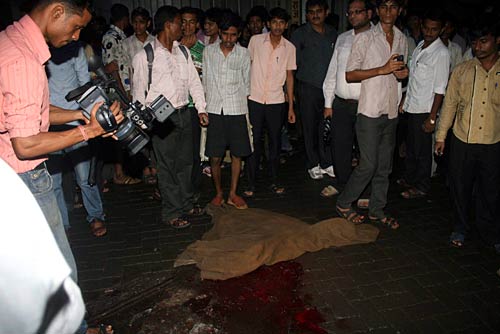 देखें विस्‍फोट के बाद मुंबई का क्या है हाल |  मुंबई ब्‍लास्‍ट