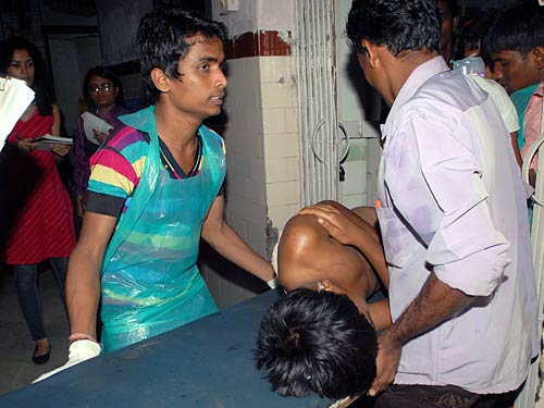 देखें विस्‍फोट के बाद मुंबई का क्या है हाल |  मुंबई ब्‍लास्‍ट