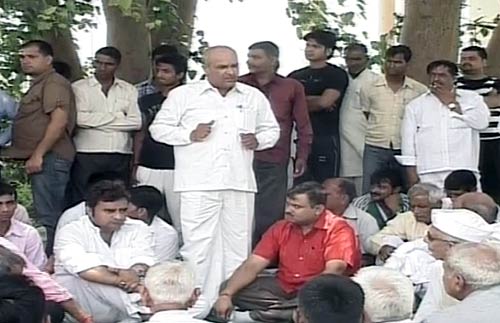 क्यों टेंशन बना है नोएडा एक्सटेंशन