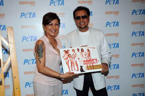 पेटा में समर्थन में बॉलीवुड की हस्तियां...। 'पेटा' में सुंदरियां