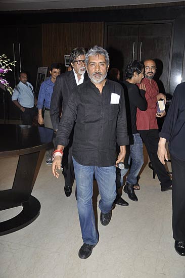 बीते सप्‍ताह बॉलीवुड की हलचल | ऐश को मातृत्‍व सुख