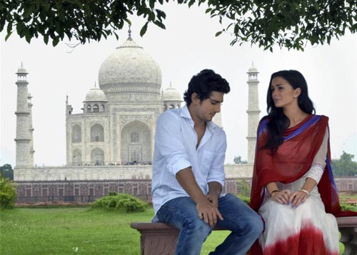 बीते सप्‍ताह बॉलीवुड की हलचल | स्विमसूट में जलपरियां