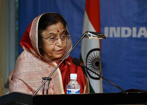 27 जुलाई 2011: तस्‍वीरों में देखें दिनभर की बड़ी खबरें | पढ़ें