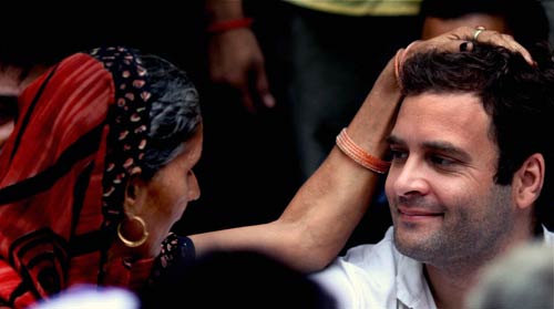 राहुल की 'पदयात्रा' की ताजा तस्‍वीरें । भट्टा में भड़की आग