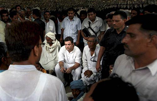 राहुल की 'पदयात्रा' की ताजा तस्‍वीरें । भट्टा में भड़की आग