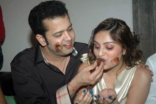 राहुल-डिम्‍पी की पार्टी में धमाल । मान्यता की पार्टी