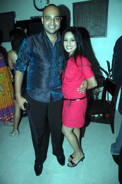 राहुल-डिम्‍पी की पार्टी में धमाल । मान्यता की पार्टी