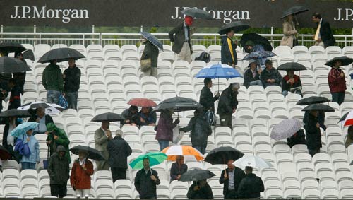 लार्ड्स टेस्‍ट: पहले दिन बारिश बनी बाधा