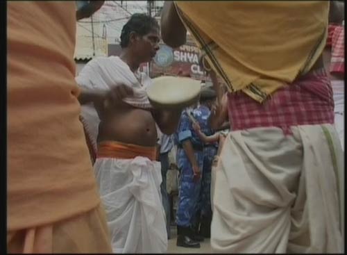 तस्‍वीरों में जगन्‍नाथ यात्रा की धूम । तस्‍वीरें अमरनाथ यात्रा की