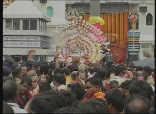 तस्‍वीरों में जगन्‍नाथ यात्रा की धूम । तस्‍वीरें अमरनाथ यात्रा की