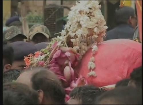 तस्‍वीरों में जगन्‍नाथ यात्रा की धूम । तस्‍वीरें अमरनाथ यात्रा की