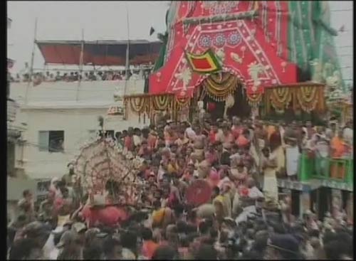 तस्‍वीरों में जगन्‍नाथ यात्रा की धूम । तस्‍वीरें अमरनाथ यात्रा की