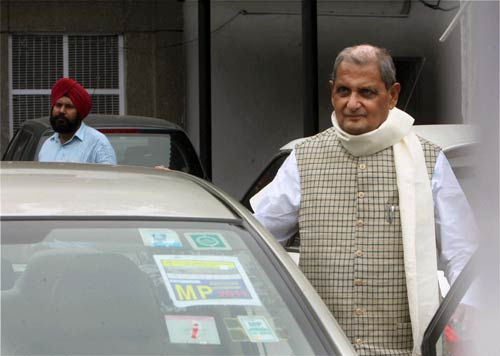 25 जुलाई 2011: तस्‍वीरों में देखें दिनभर की बड़ी खबरें  | पढ़ें