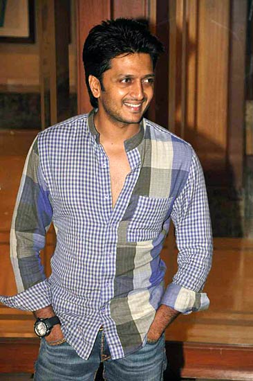 मान्‍यता दत्त की बर्थडे में सितारे | बिना मेकअप अभिनेत्रियां