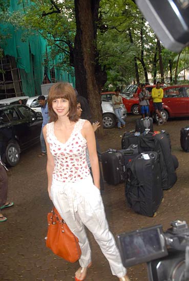 रोड शो पर ‘जिंदगी ना मिलेगी...’ की टीम । 'कैट-फरहान-अभय'