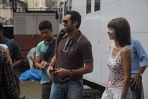 रोड शो पर ‘जिंदगी ना मिलेगी...’ की टीम । 'कैट-फरहान-अभय'