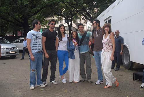 रोड शो पर ‘जिंदगी ना मिलेगी...’ की टीम । 'कैट-फरहान-अभय'