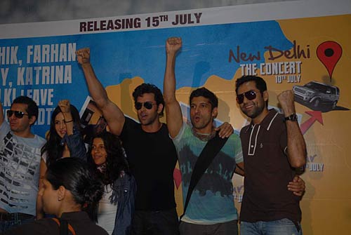 रोड शो पर ‘जिंदगी ना मिलेगी...’ की टीम । 'कैट-फरहान-अभय'